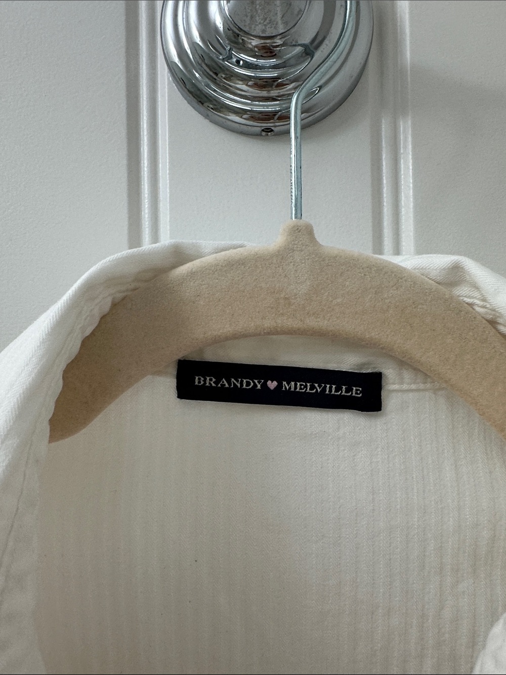 Brandy Melville White Button-Down Shirt - Picture 2 of 4